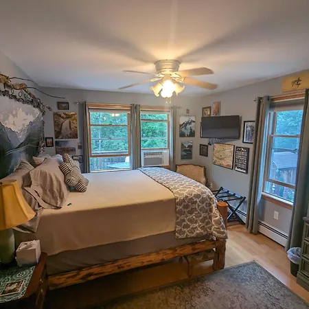 Pond Memories - National Parks Suite - Paddling Included! Surry Exterior foto